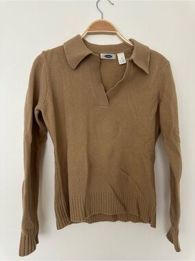 Vtg Old Navy Women's V-Neck Polo Sweater in Camel Brown